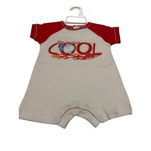 Snoopy onesies size 6/9m NWT